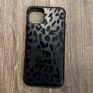 Loopy IPhone 11 Pro Max in Black Leopard